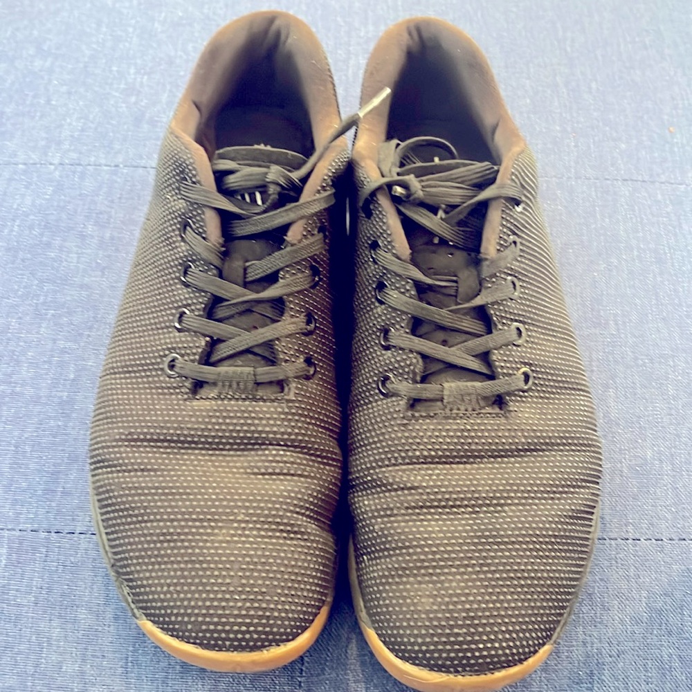 Nobull trainers size 11